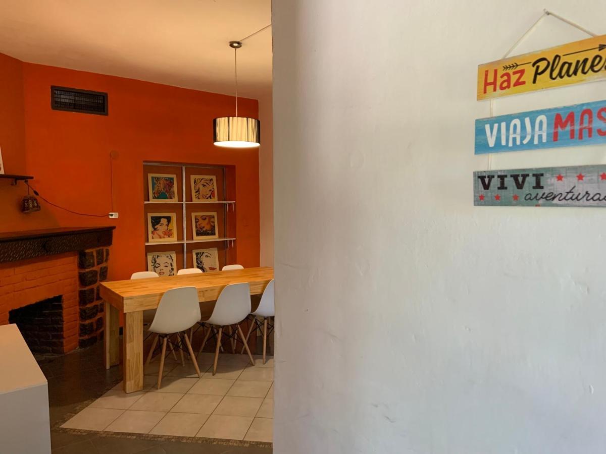 The Hostelhouse Centro. Casa De Huespedes. Villa General Belgrano Bagian luar foto